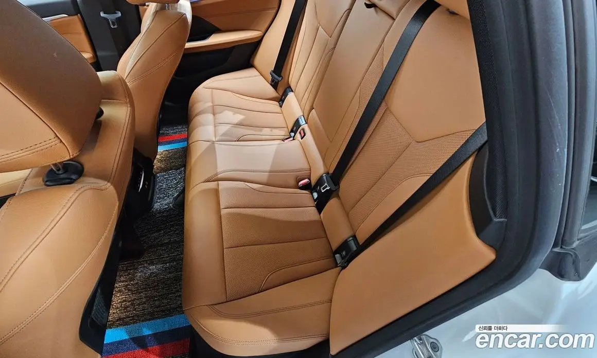 BMW i4 2022 0.2 автомат (гидро), фото 17