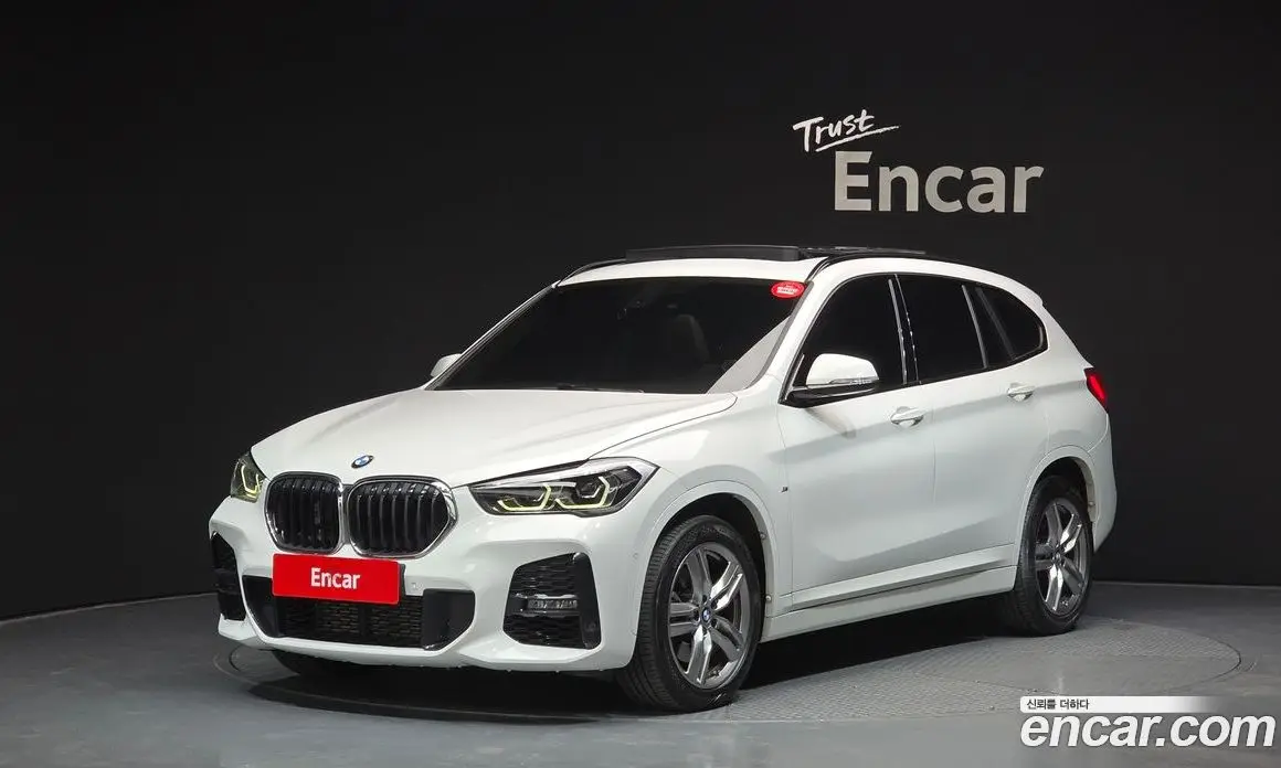 BMW X1 2021 2.0 автомат (гидро), фото 1 BMW X1 2021 2.0 автомат (гидро), фото 1