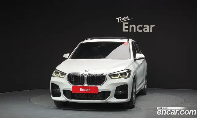 BMW X1 2021 2.0 автомат (гидро), миниатюра 3 BMW X1 2021 2.0 автомат (гидро), миниатюра 3