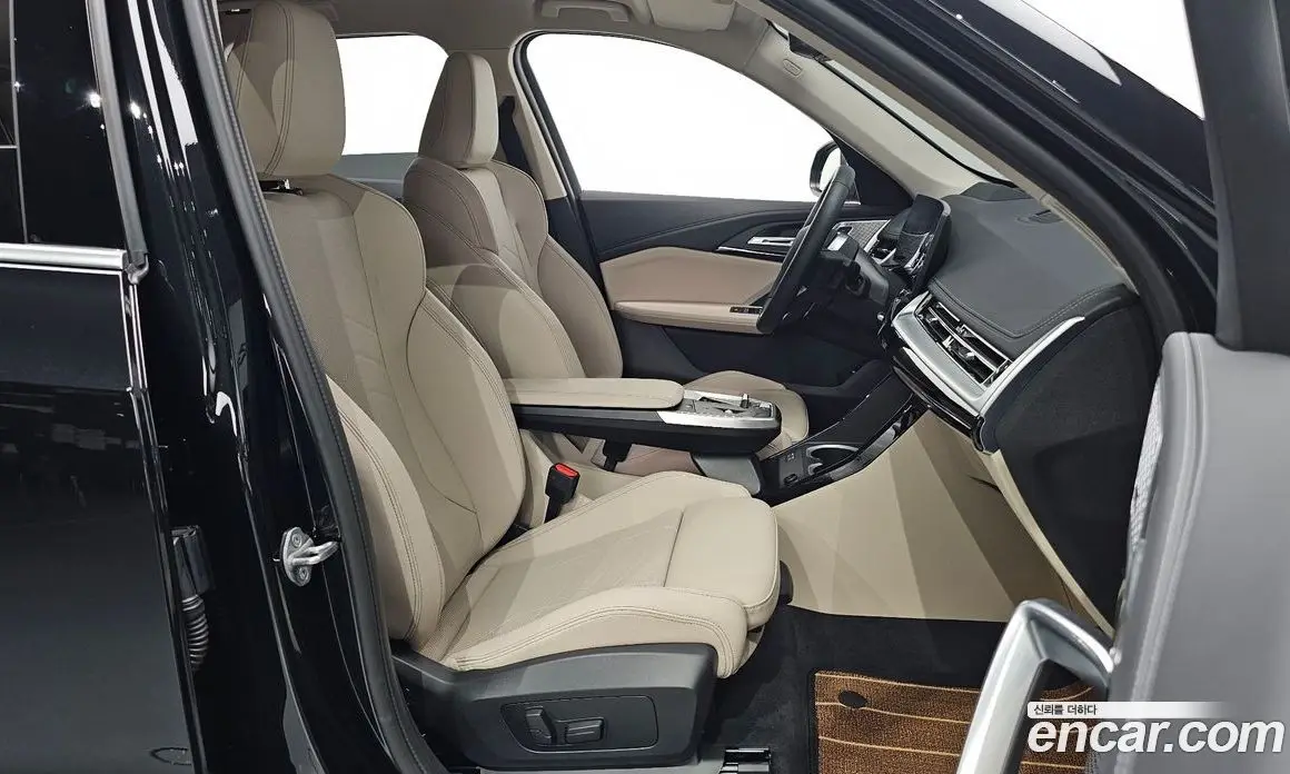 BMW X1 2024 2.0 автомат (гидро), фото 13 BMW X1 2024 2.0 автомат (гидро), фото 13