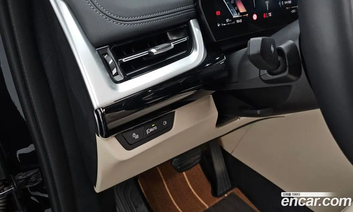 BMW X1 2024 2.0 автомат (гидро), фото 28 BMW X1 2024 2.0 автомат (гидро), фото 28
