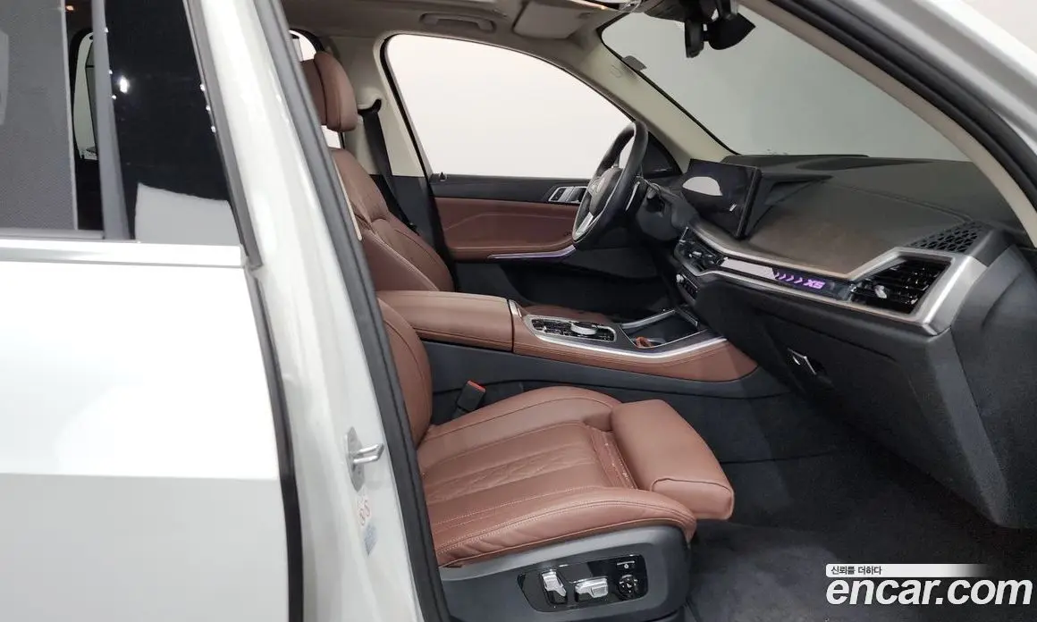 BMW X5 2023 3.0 автомат (гидро), фото 16