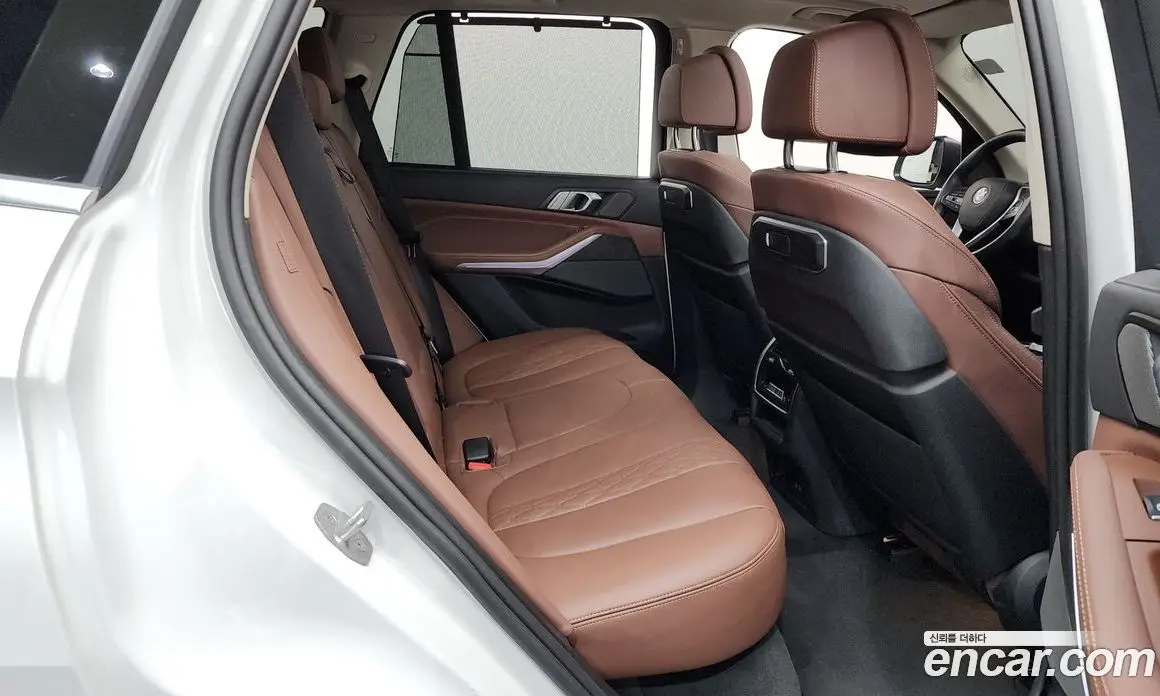BMW X5 2023 3.0 автомат (гидро), фото 17