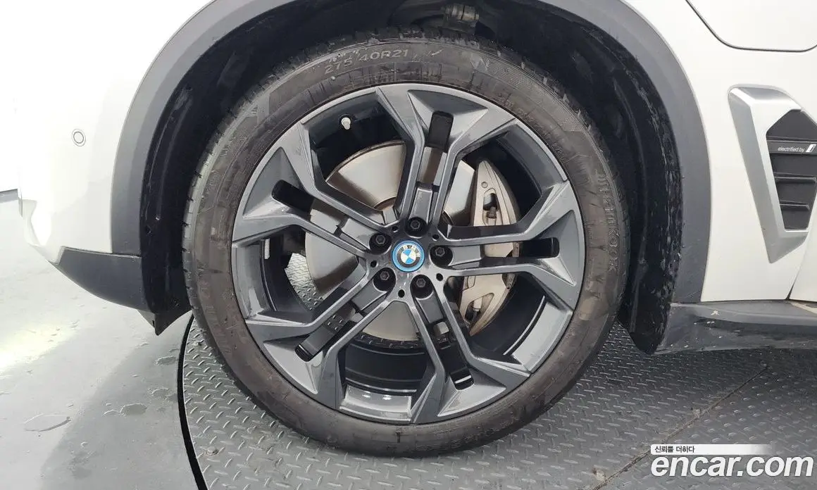 BMW X5 2023 3.0 автомат (гидро), фото 5