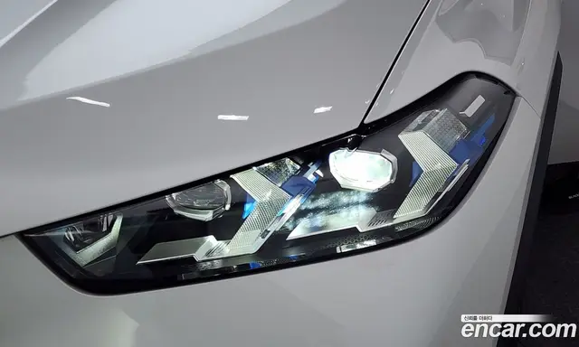 BMW X5 2023 3.0 автомат (гидро), миниатюра 8