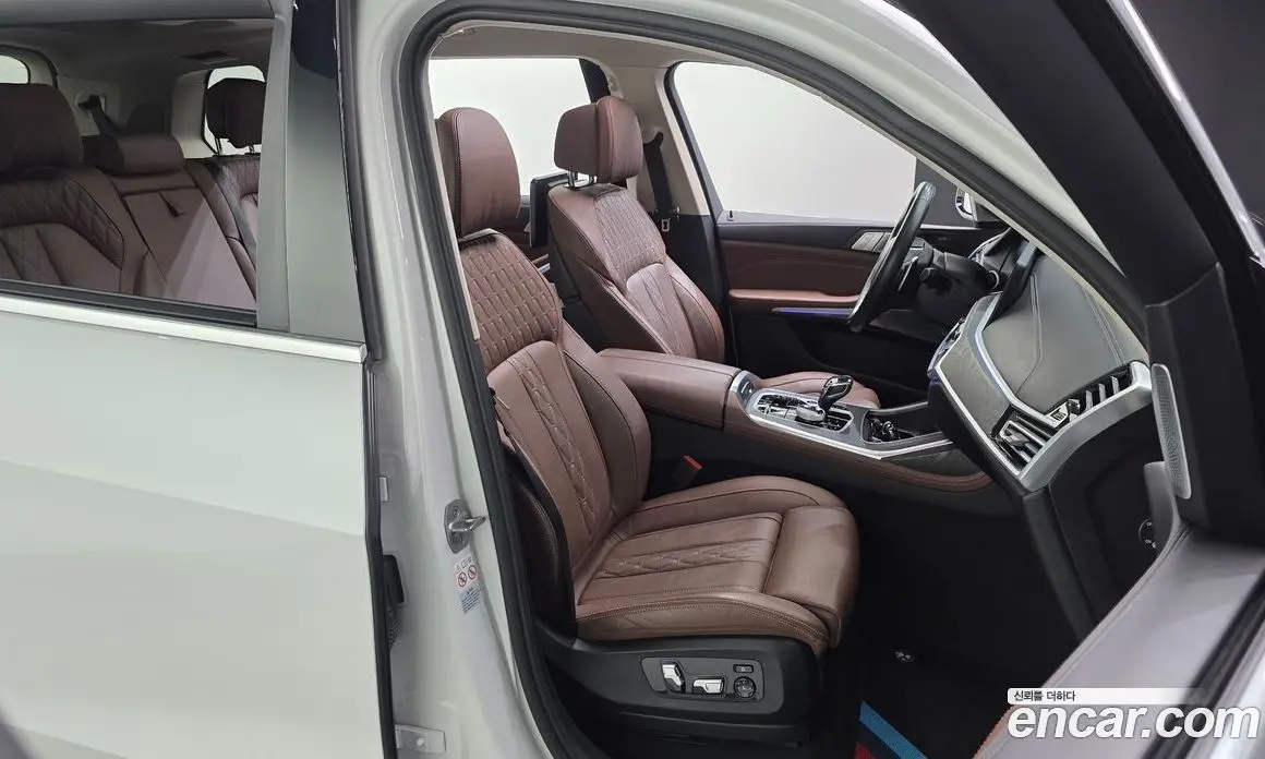BMW X7 2021 3.0 автомат (гидро), фото 17 BMW X7 2021 3.0 автомат (гидро), фото 17