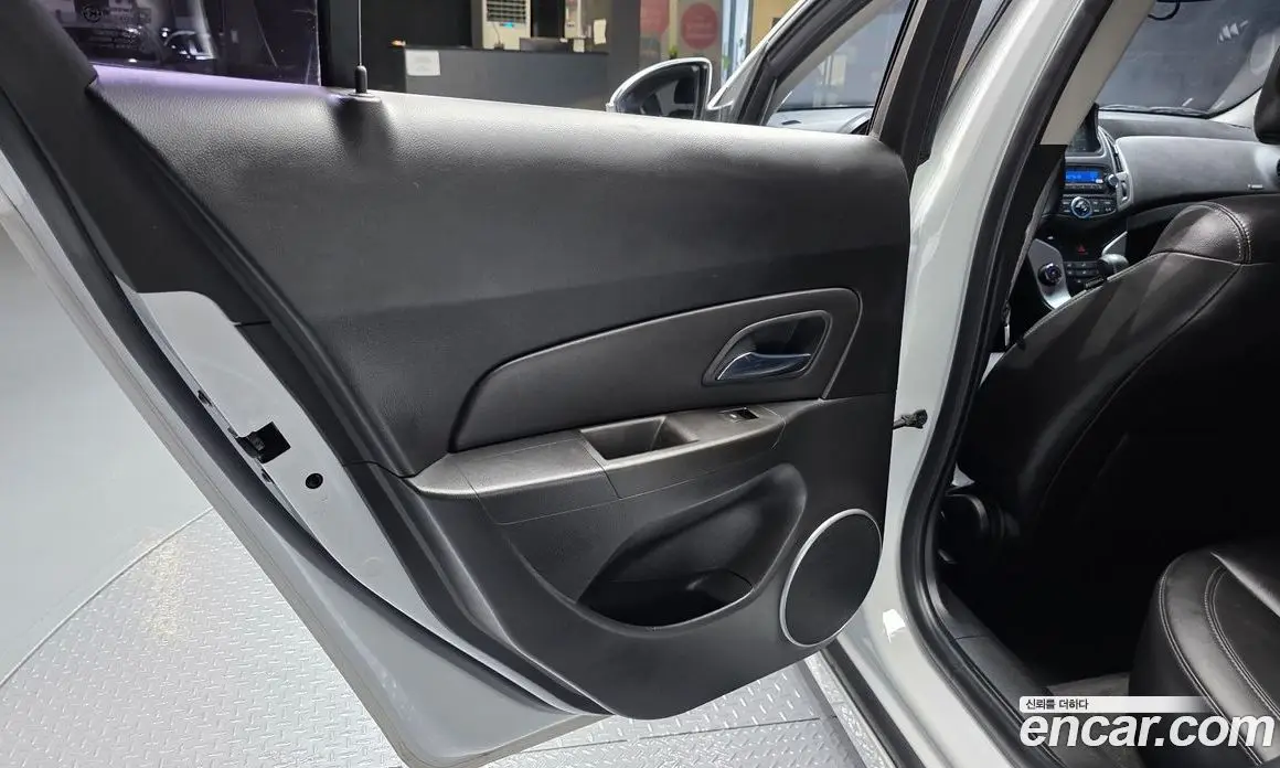 Chevrolet Cruze 2016 1.4 автомат (гидро), фото 15 Chevrolet Cruze 2016 1.4 автомат (гидро), фото 15