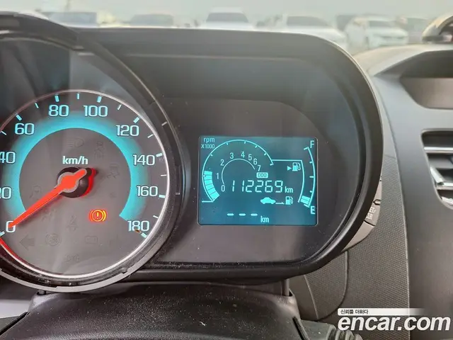 Chevrolet Spark 2013 1.0 автомат (гидро), миниатюра 12