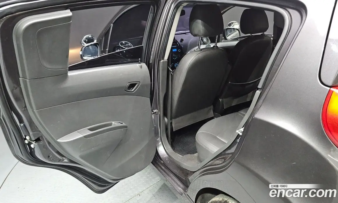 Chevrolet Spark 2014 1.0 автомат (гидро), фото 13