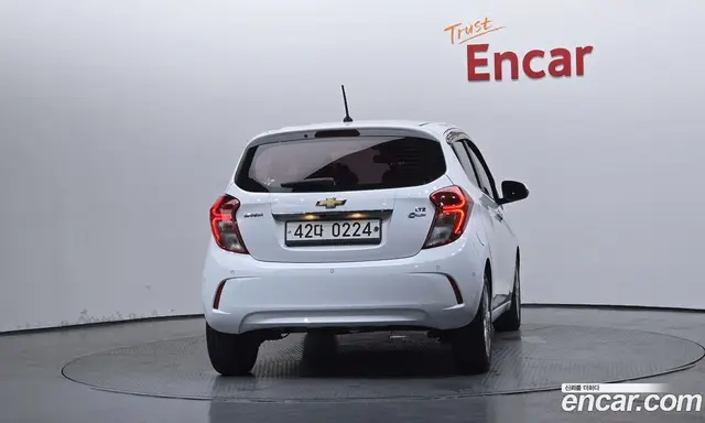 Chevrolet Spark 2015 1.0 автомат (гидро), миниатюра 4