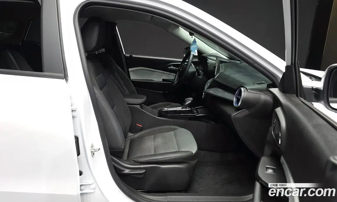 Chevrolet Trax 2024 1.2 автомат (гидро), фото 17