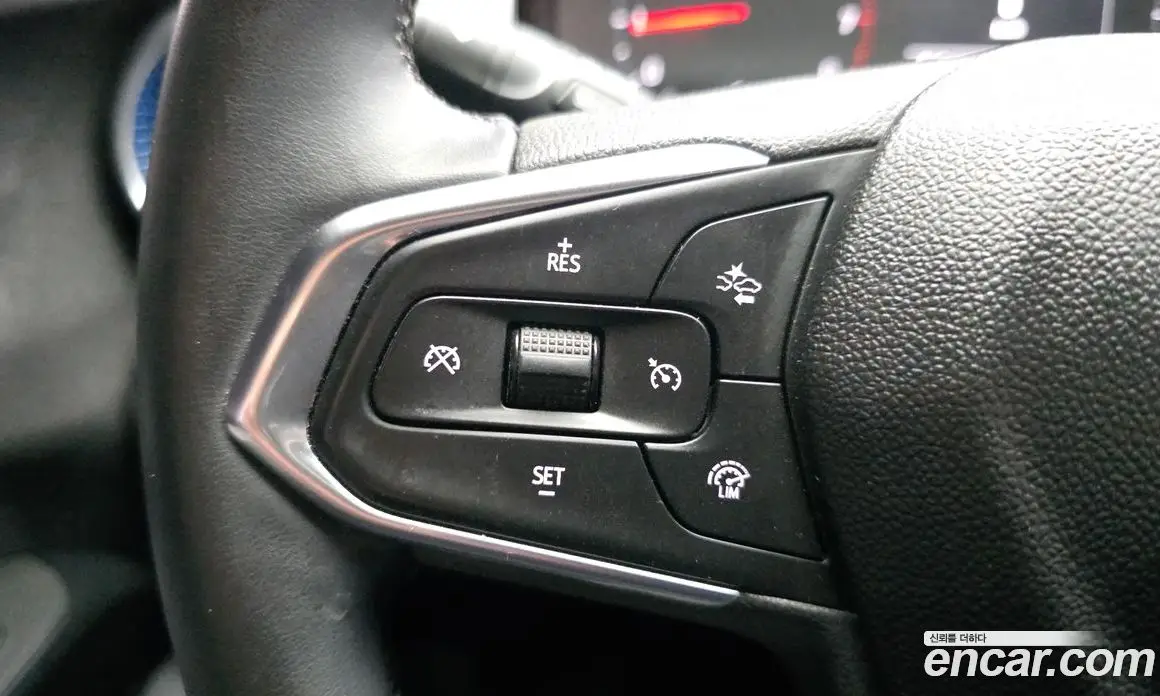 Chevrolet Trax 2024 1.2 автомат (гидро), фото 24
