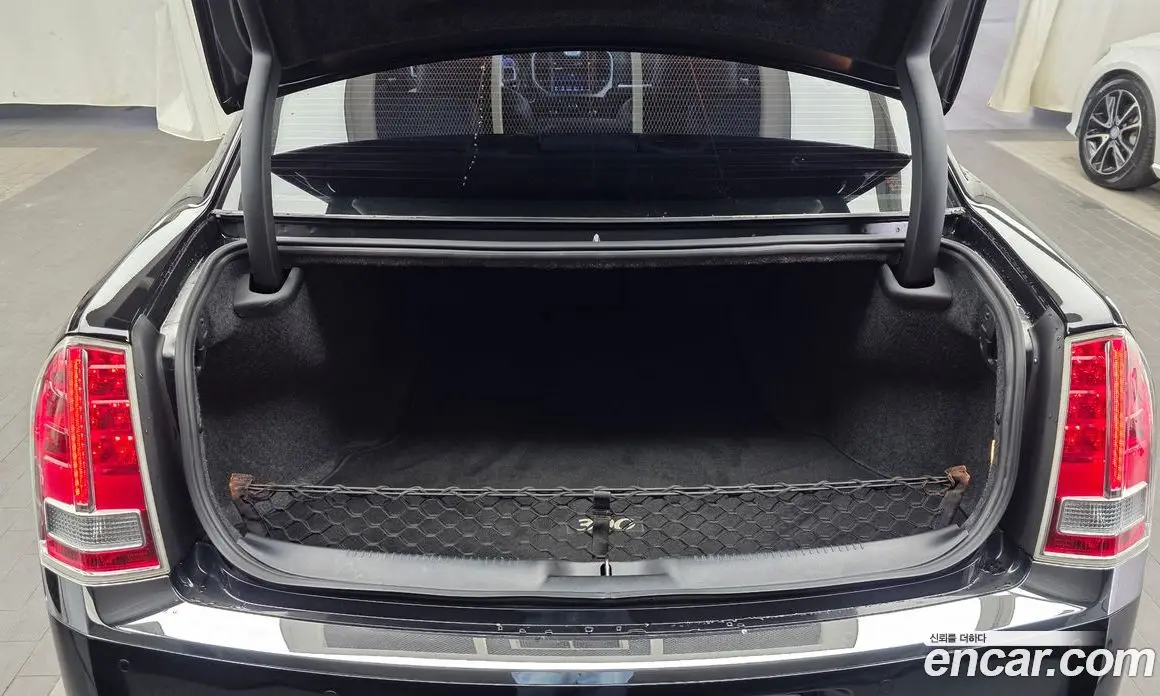 Chrysler 300C 2012 3.0 автомат (гидро), фото 26 Chrysler 300C 2012 3.0 автомат (гидро), фото 26