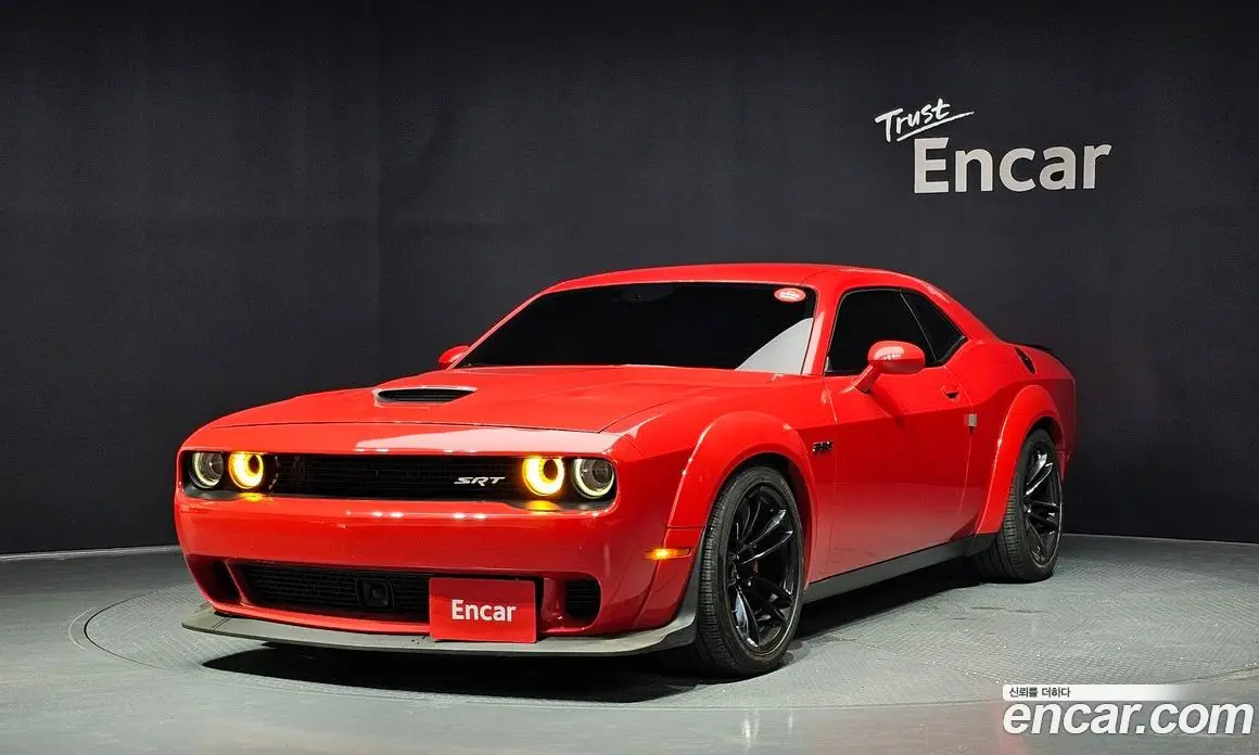 Dodge Challenger 2018 6.4 автомат (гидро), фото 1 Dodge Challenger 2018 6.4 автомат (гидро), фото 1