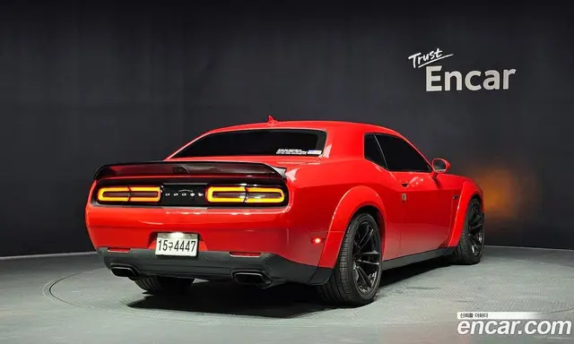 Dodge Challenger 2018 6.4 автомат (гидро), миниатюра 2 Dodge Challenger 2018 6.4 автомат (гидро), миниатюра 2
