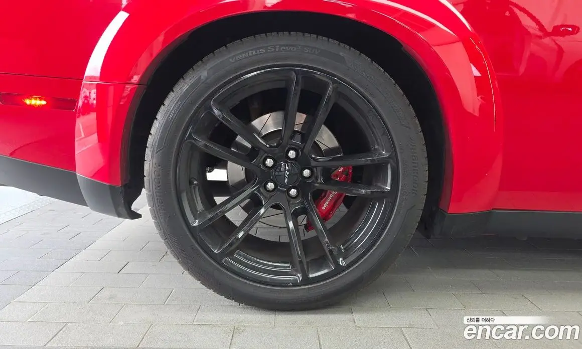 Dodge Challenger 2018 6.4 автомат (гидро), фото 5 Dodge Challenger 2018 6.4 автомат (гидро), фото 5
