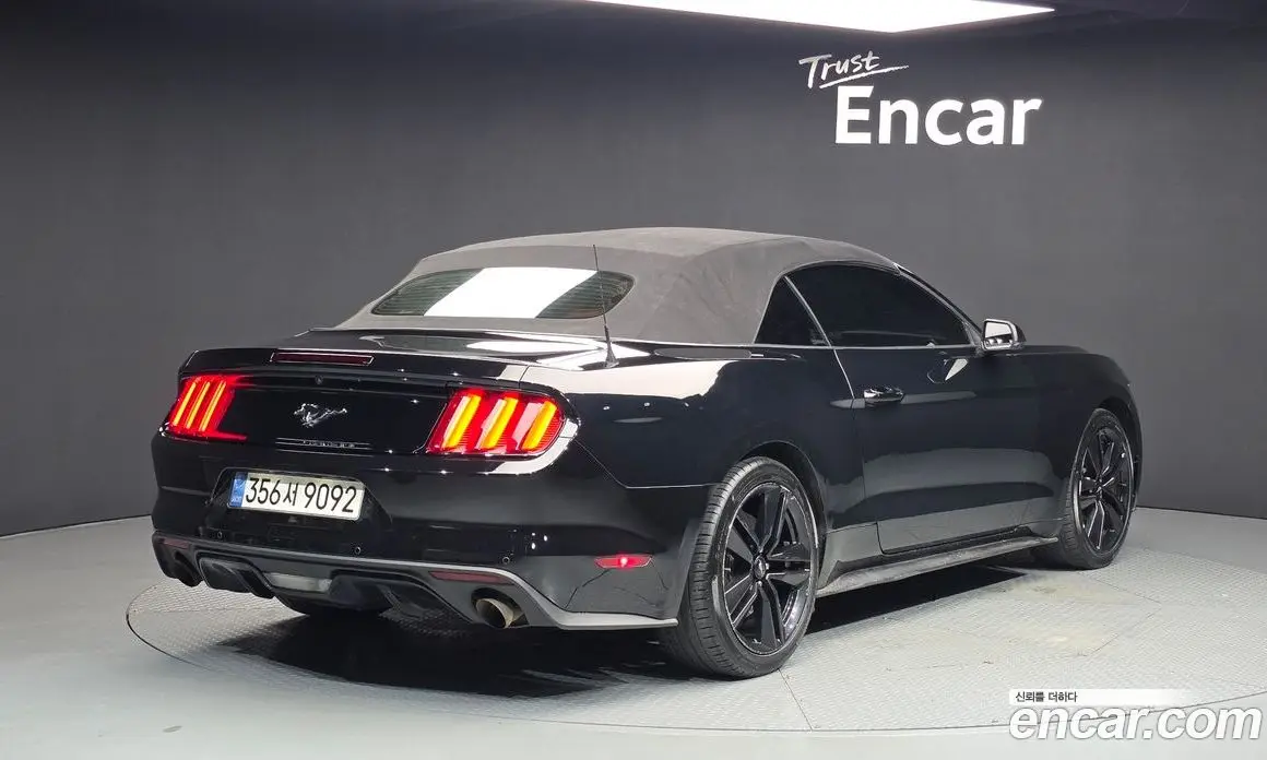 Ford Mustang 2016 2.3 автомат (гидро), фото 20 Ford Mustang 2016 2.3 автомат (гидро), фото 20