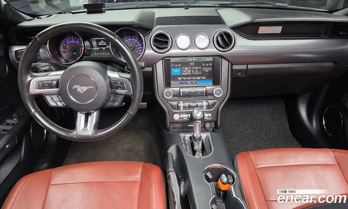 Ford Mustang 2016 2.3 автомат (гидро), фото 7 Ford Mustang 2016 2.3 автомат (гидро), фото 7