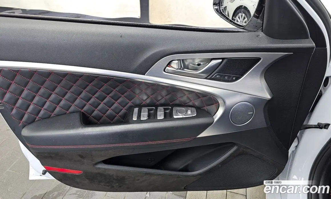 Genesis G70 2017 2.0 автомат (гидро), фото 14 Genesis G70 2017 2.0 автомат (гидро), фото 14