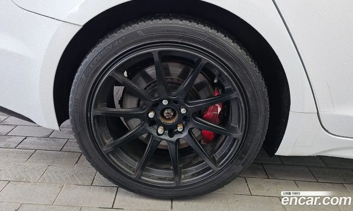 Genesis G70 2017 2.0 автомат (гидро), фото 5 Genesis G70 2017 2.0 автомат (гидро), фото 5