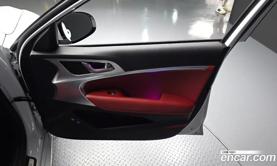 Genesis G70 2021 2.0 автомат (гидро), фото 14 Genesis G70 2021 2.0 автомат (гидро), фото 14