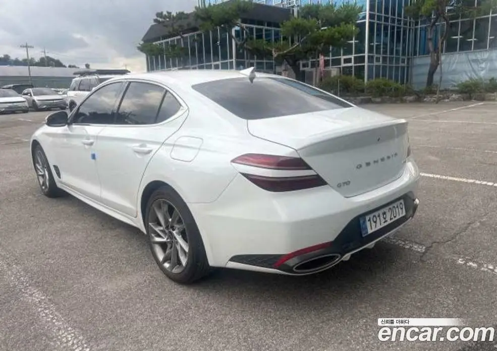 Genesis G70 2023 2.5 автомат (гидро), фото 9 Genesis G70 2023 2.5 автомат (гидро), фото 9