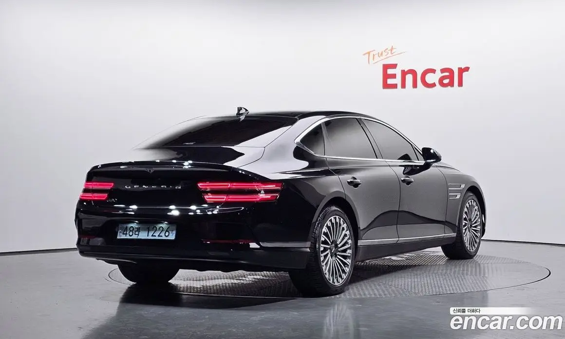 Genesis G80 2021 0.2 автомат (гидро), фото 1 Genesis G80 2021 0.2 автомат (гидро), фото 1