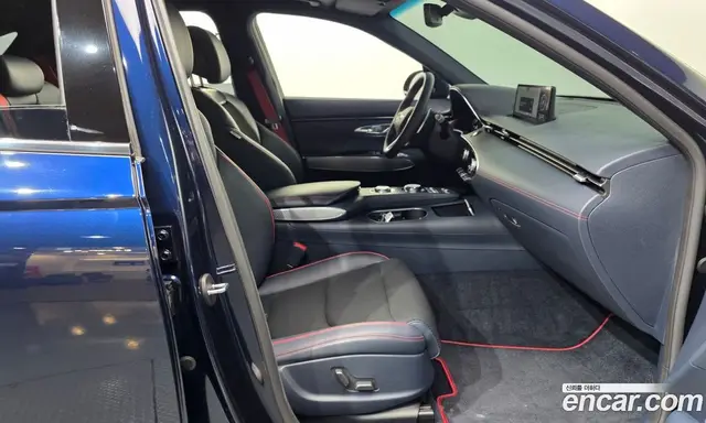 Genesis GV70 2021 2.5 автомат (гидро), миниатюра 11 Genesis GV70 2021 2.5 автомат (гидро), миниатюра 11