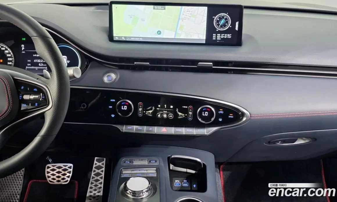 Genesis GV70 2021 2.5 автомат (гидро), фото 14 Genesis GV70 2021 2.5 автомат (гидро), фото 14