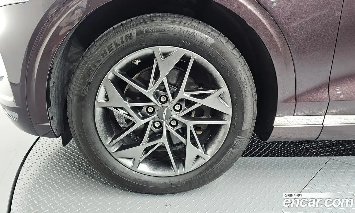 Genesis GV70 2021 2.5 автомат (гидро), фото 5 Genesis GV70 2021 2.5 автомат (гидро), фото 5