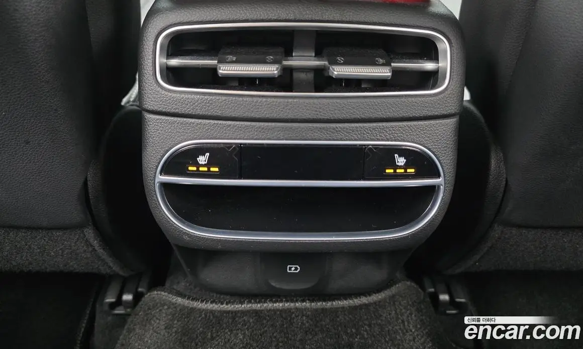 Genesis GV70 2022 2.5 автомат (гидро), фото 19 Genesis GV70 2022 2.5 автомат (гидро), фото 19