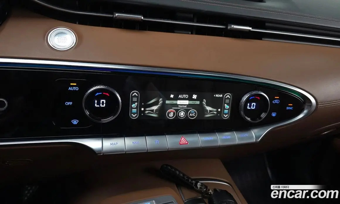 Genesis GV70 2022 2.5 автомат (гидро), фото 16 Genesis GV70 2022 2.5 автомат (гидро), фото 16