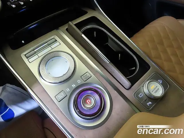 Genesis GV80 2022 2.5 автомат (гидро), миниатюра 12