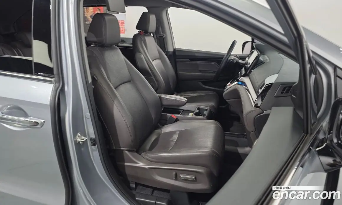 Honda Odyssey 2018 3.5 автомат (гидро), фото 16