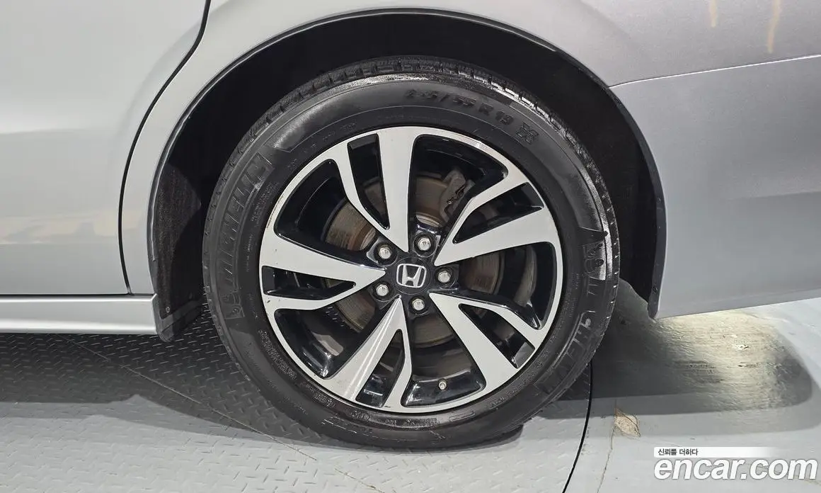 Honda Odyssey 2018 3.5 автомат (гидро), фото 7