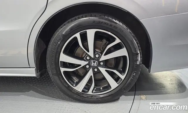 Honda Odyssey 2018 3.5 автомат (гидро), миниатюра 7