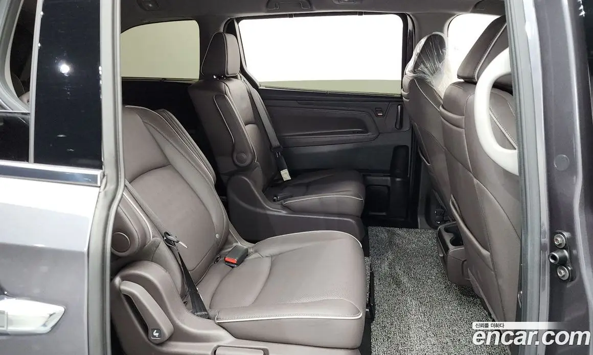 Honda Odyssey 2022 3.5 автомат (гидро), фото 17