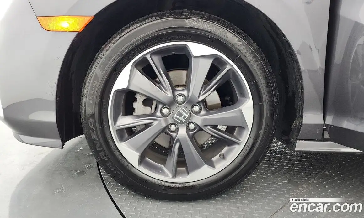Honda Odyssey 2022 3.5 автомат (гидро), фото 5