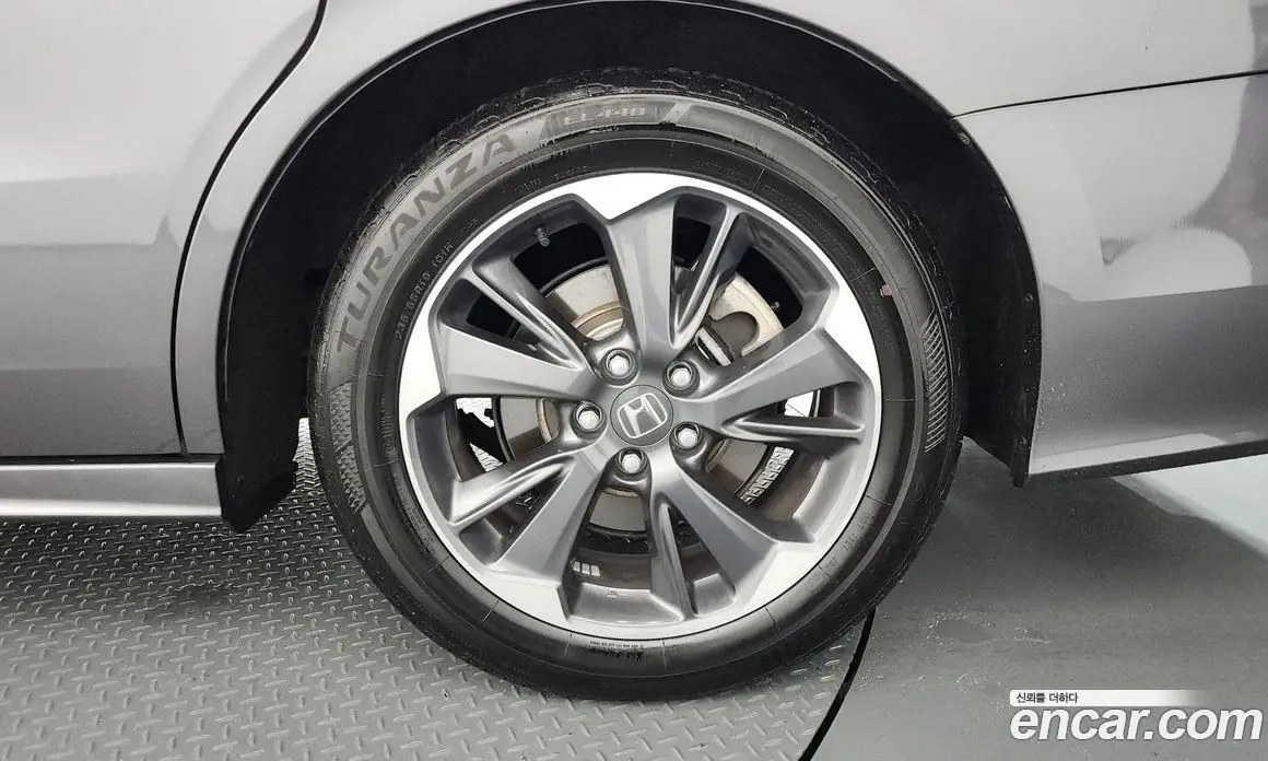 Honda Odyssey 2022 3.5 автомат (гидро), фото 7