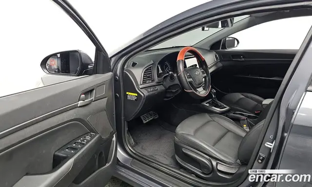 Hyundai Avante 2017 1.6 автомат (гидро), миниатюра 12
