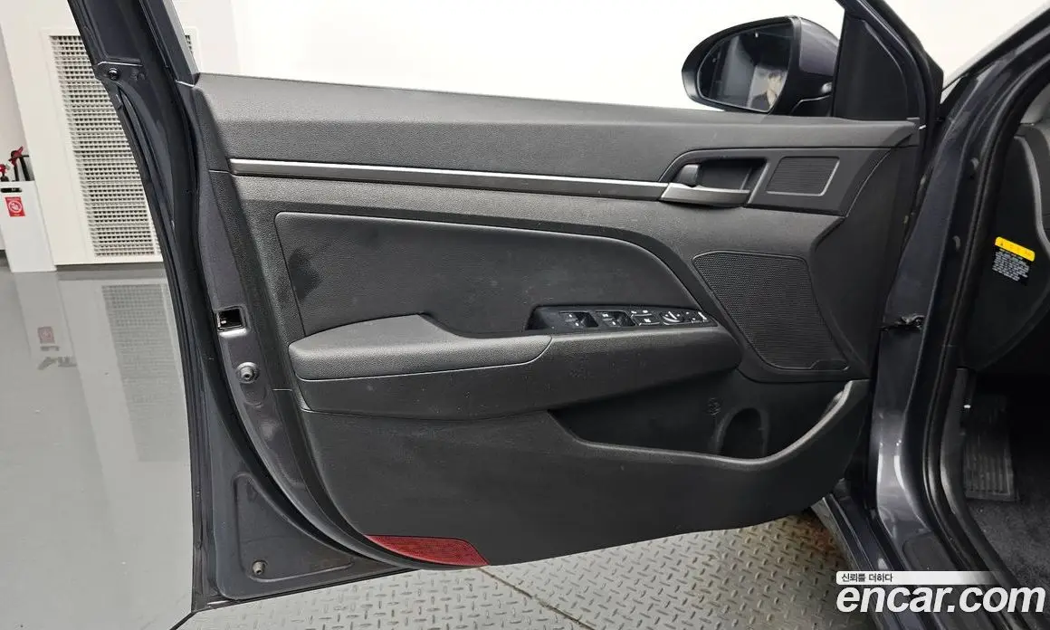Hyundai Avante 2017 1.6 автомат (гидро), фото 13 Hyundai Avante 2017 1.6 автомат (гидро), фото 13