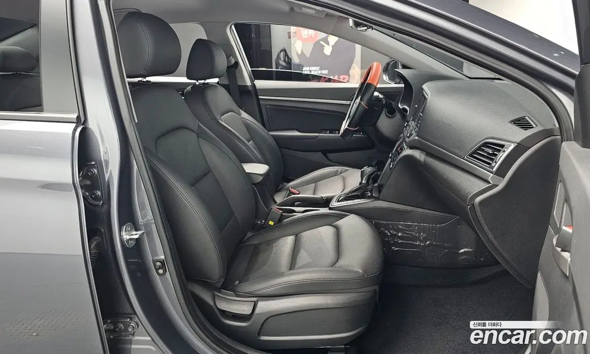Hyundai Avante 2017 1.6 автомат (гидро), фото 16 Hyundai Avante 2017 1.6 автомат (гидро), фото 16