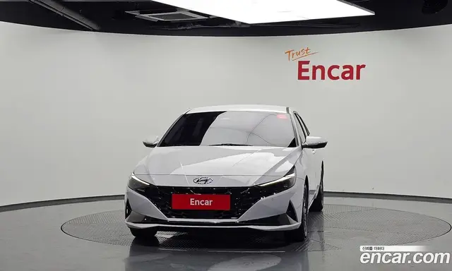 Hyundai Avante 2021 1.6 автомат (гидро), миниатюра 3