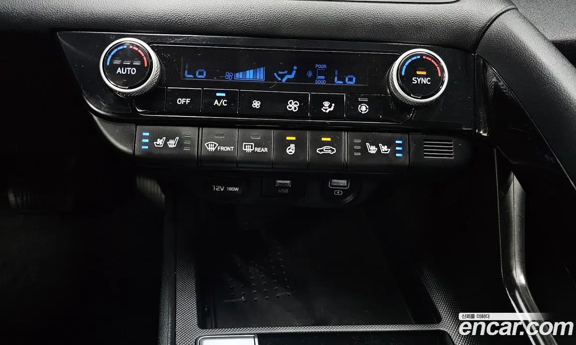 Hyundai Avante 2021 1.6 автомат (гидро), фото 23