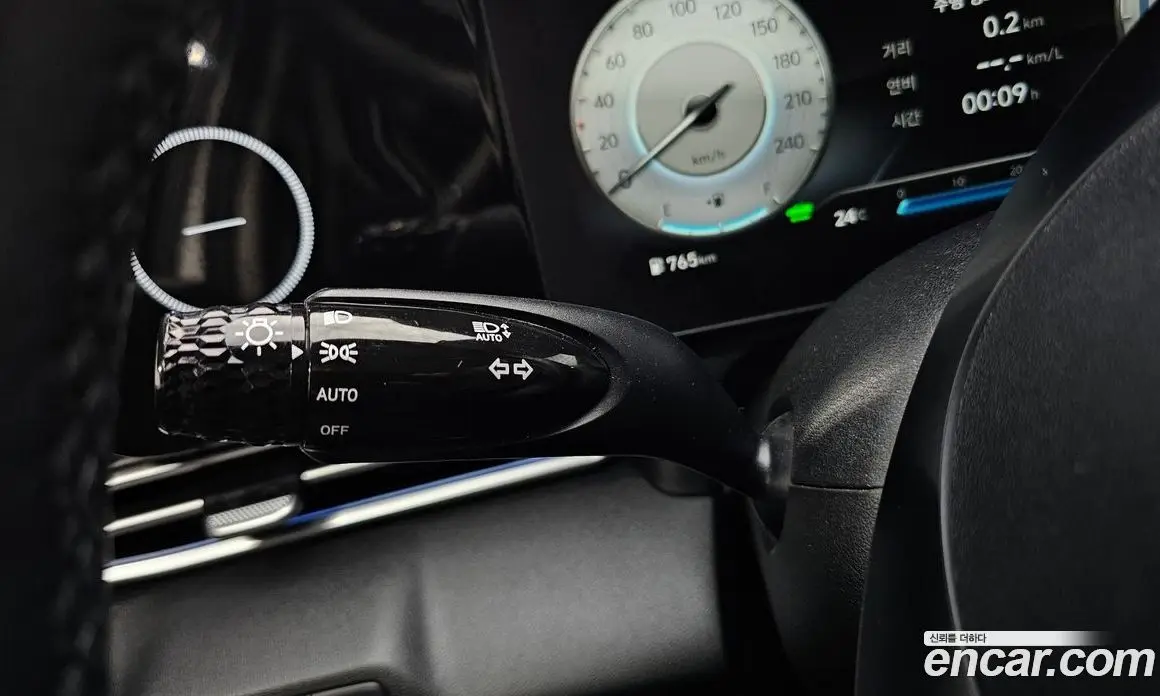 Hyundai Avante 2021 1.6 автомат (гидро), фото 27