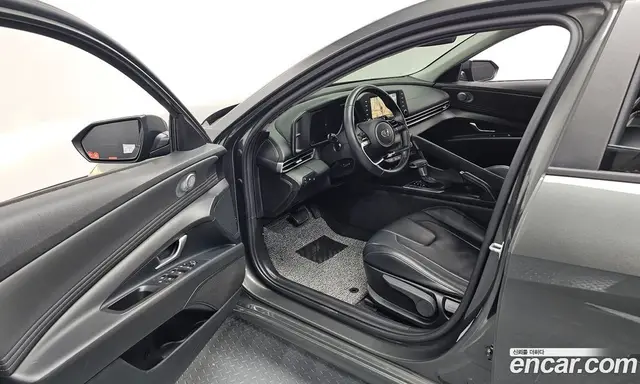 Hyundai Avante 2021 1.6 автомат (гидро), миниатюра 10 Hyundai Avante 2021 1.6 автомат (гидро), миниатюра 10