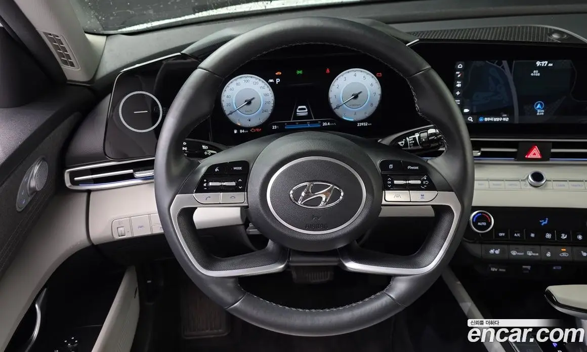 Hyundai Avante 2022 1.6 автомат (гидро), фото 14