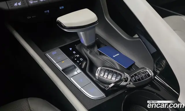 Hyundai Avante 2022 1.6 автомат (гидро), миниатюра 9