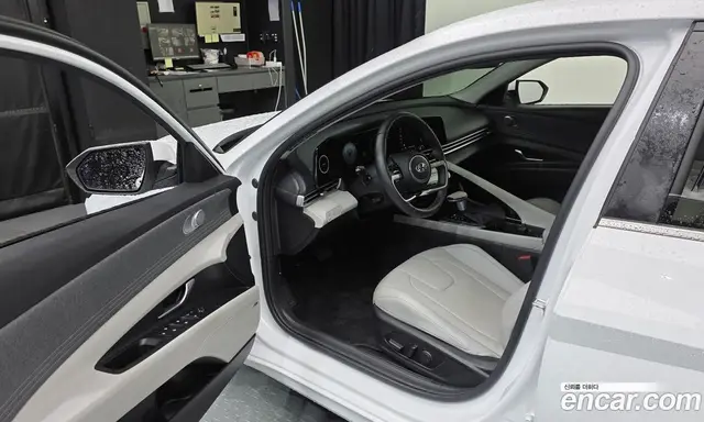 Hyundai Avante 2022 1.6 автомат (гидро), миниатюра 10