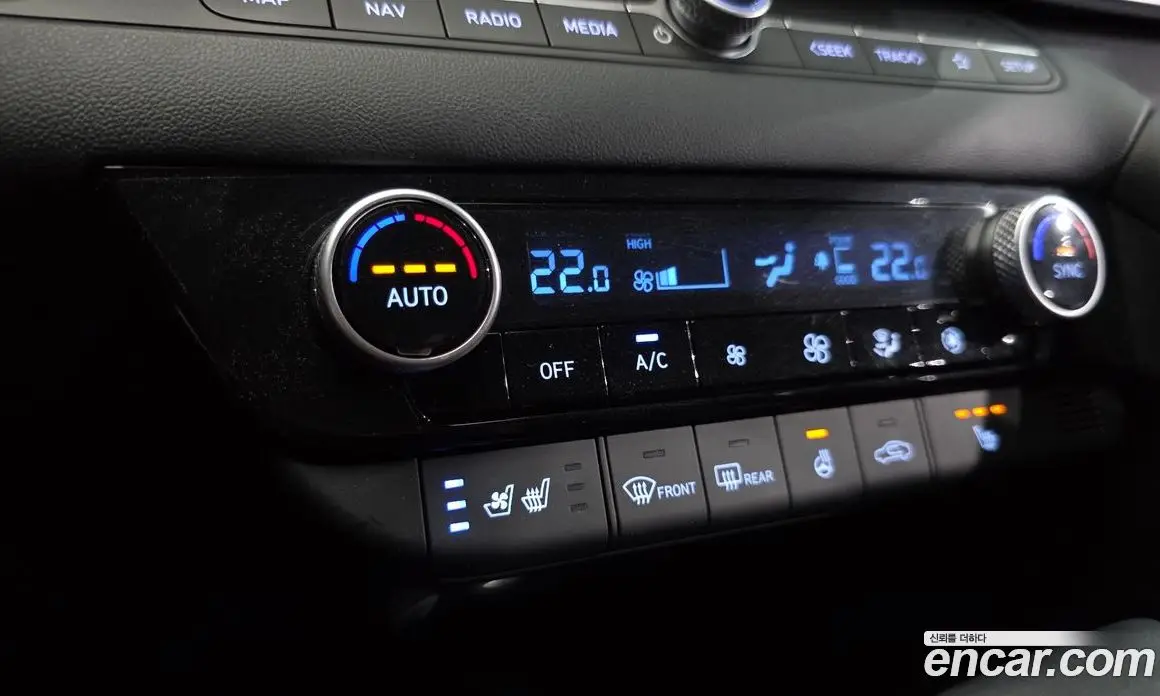 Hyundai Avante 2022 1.6 автомат (гидро), фото 21